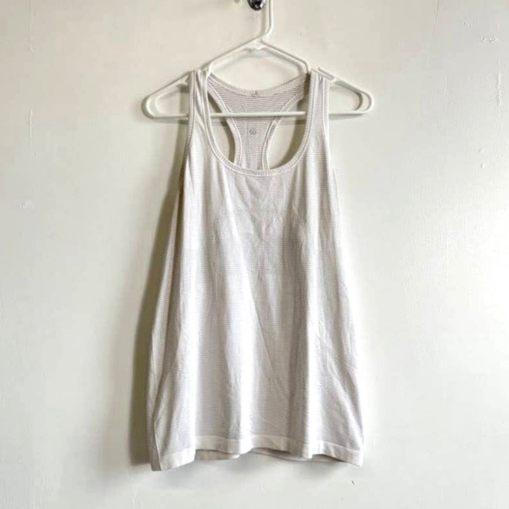 Lululemon Racerback Tank Size 12 - Picture 2 of 3